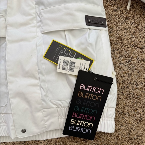 Women’s white button skirt-snowboarding jacket new with tags - Picture 2 of 4